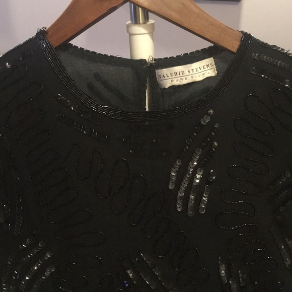 VINTAGE beautiful black sequin top - Picture 2 of 5